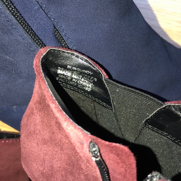 EUC Steve Madden “Pasionn” Booties Suede 8 38.5 - Picture 4 of 11